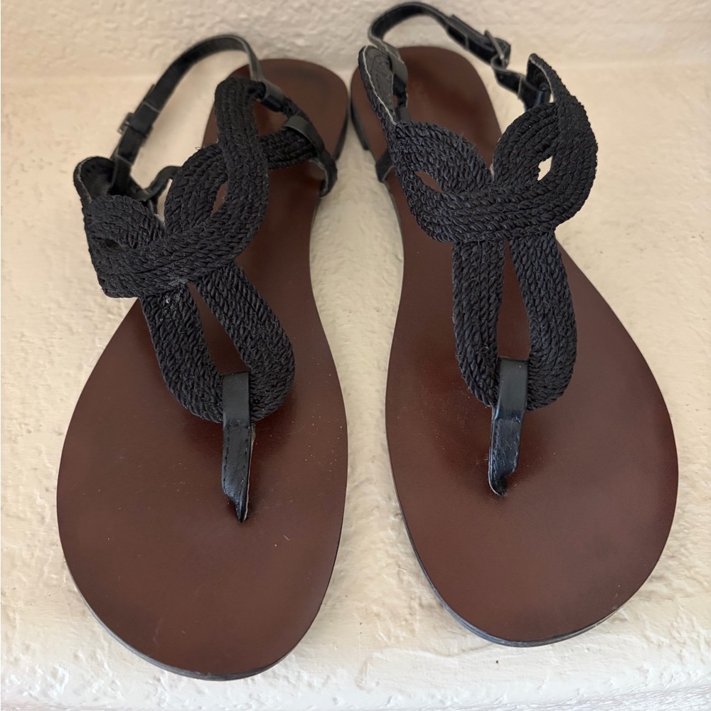 Black flat T strap Old Navy woven rope buckle uppers with man-made soles Size 8
